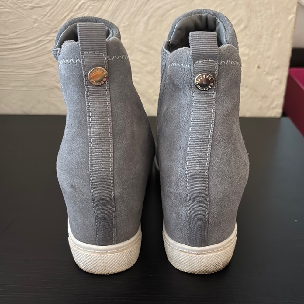 Steve Madden Gray High-Top Sneakers